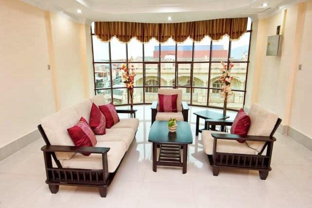 Mittapheap Hotel Kampot Eksteriør billede